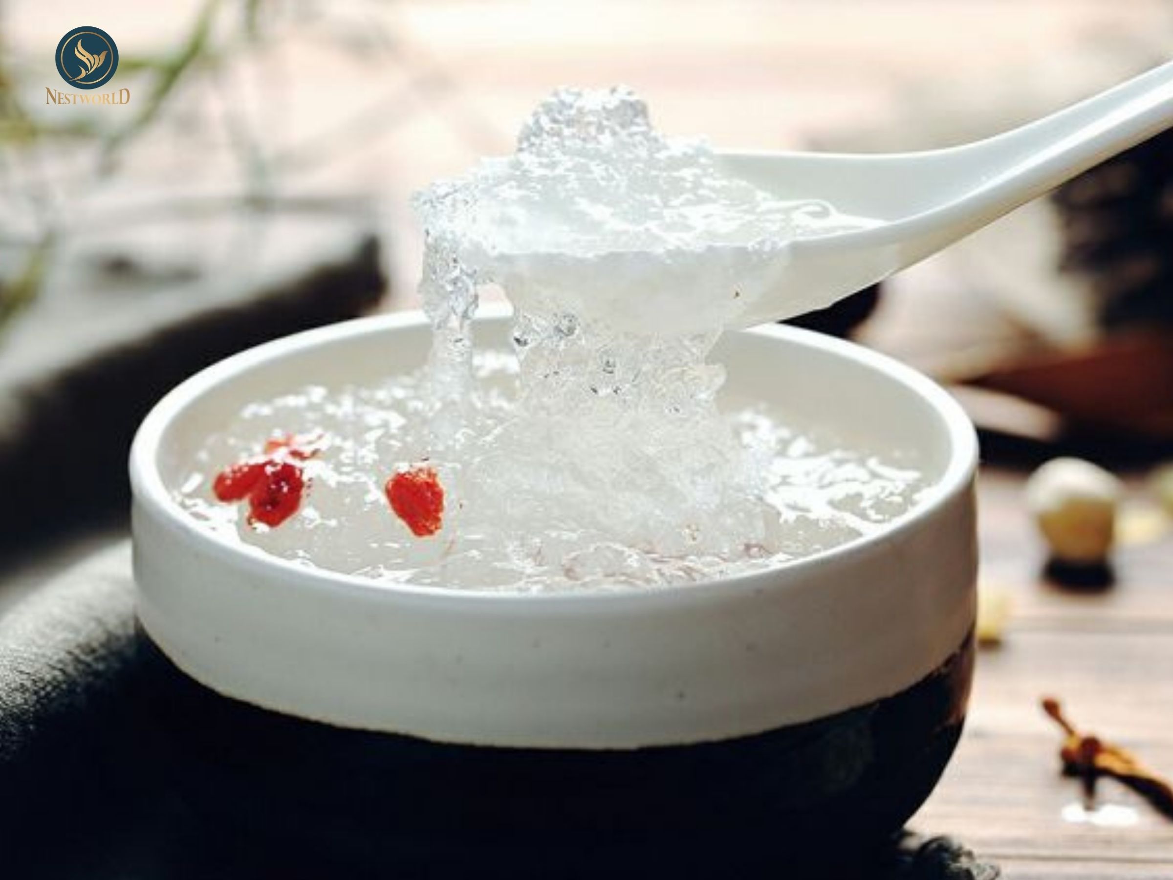 Tác hại nếu ăn yến sào quá nhiều