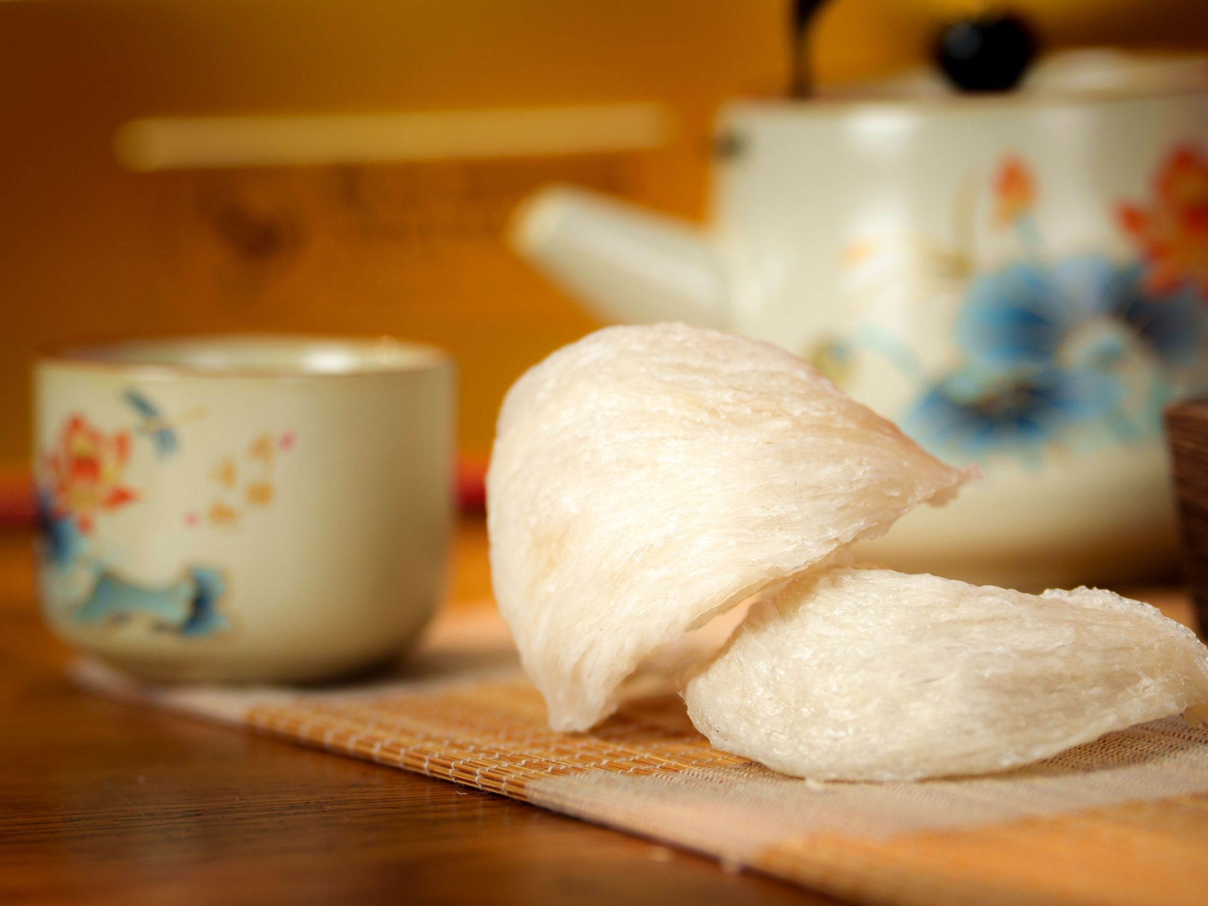 Yến sào nguyên chất trong từng chiếc bánh trung thu