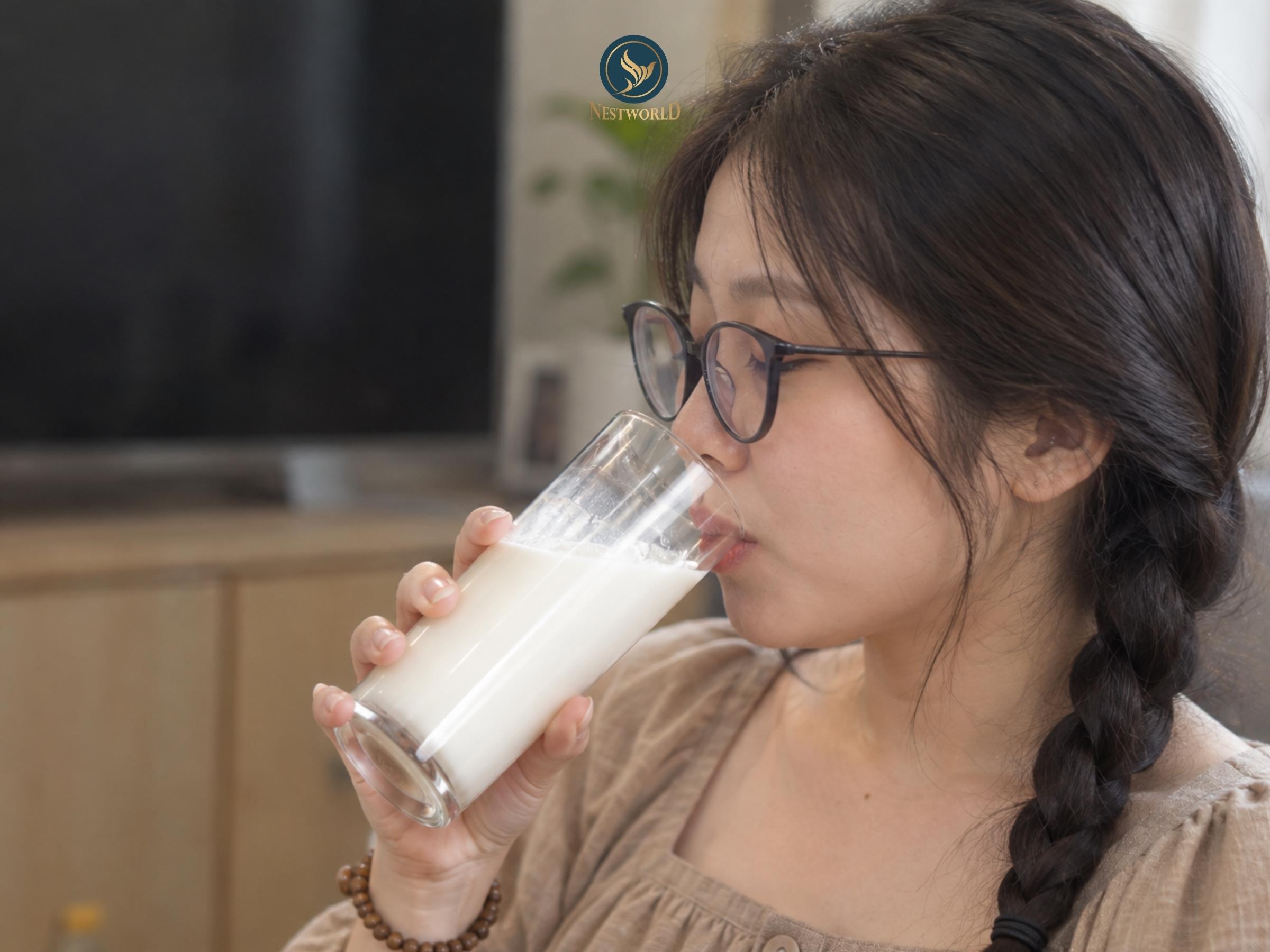 Uống sữa hạt hằng ngày có gây tăng cân không?