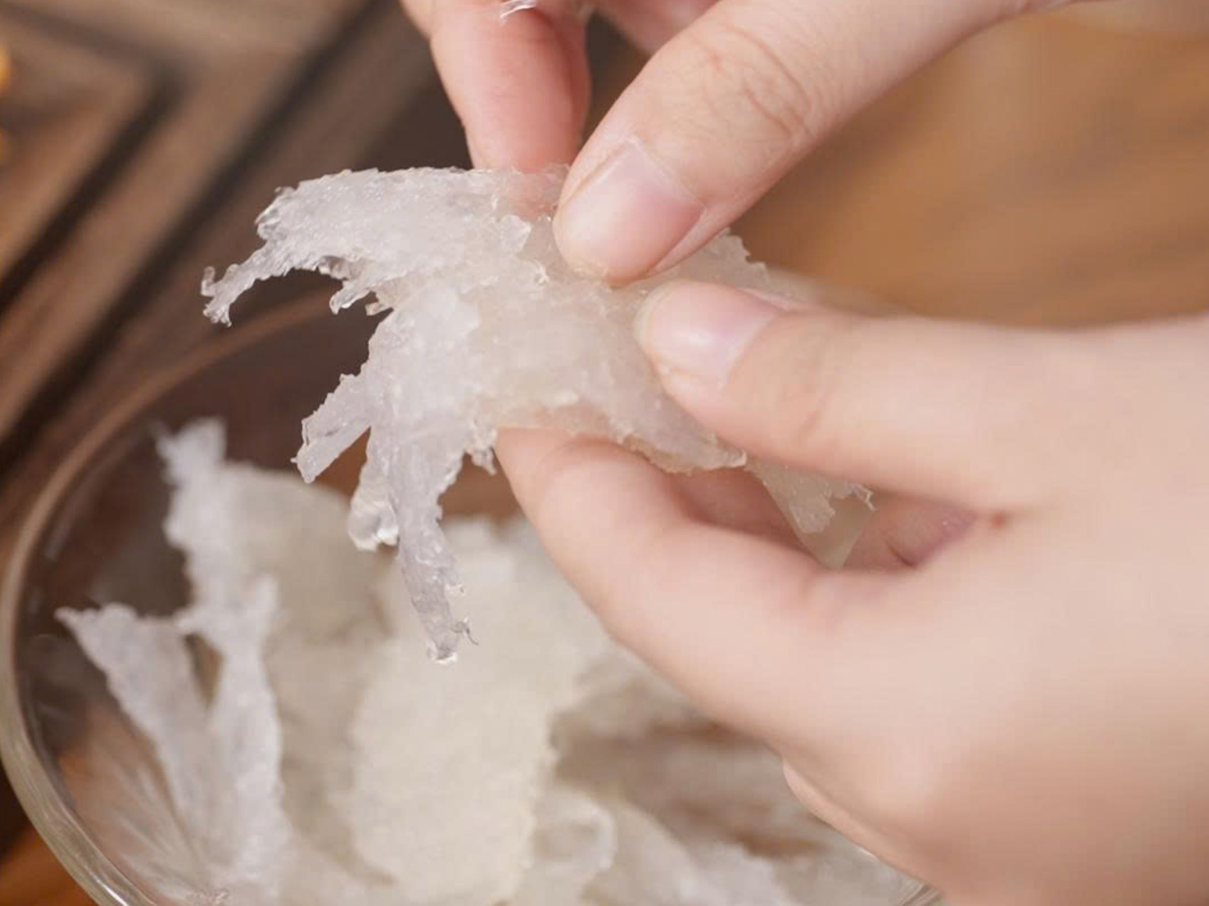 Đối với tổ yến tinh chế đã sấy khô