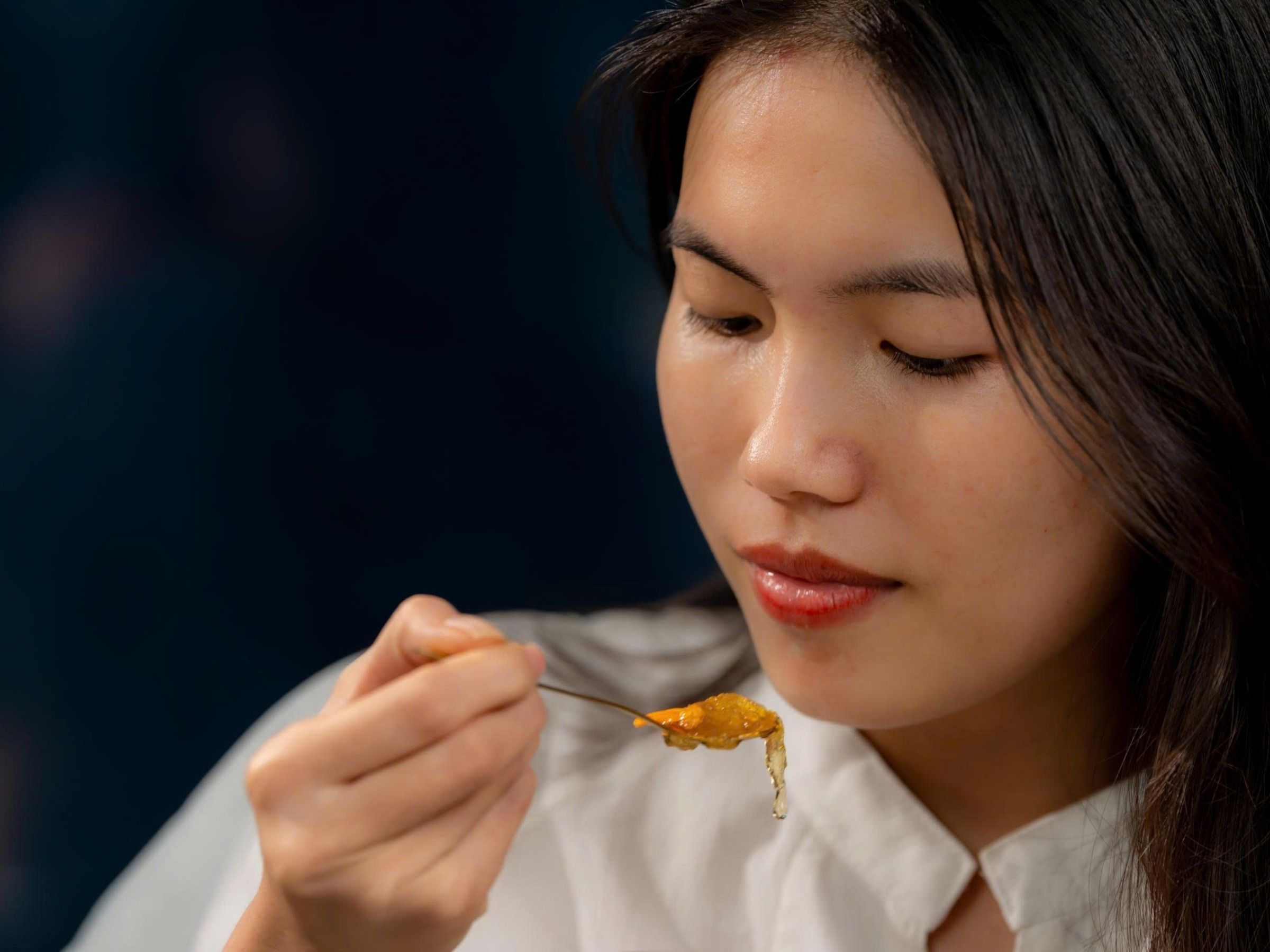 Yến chưng đông trùng hạ thảo hỗ trợ sức khỏe hệ hô hấp